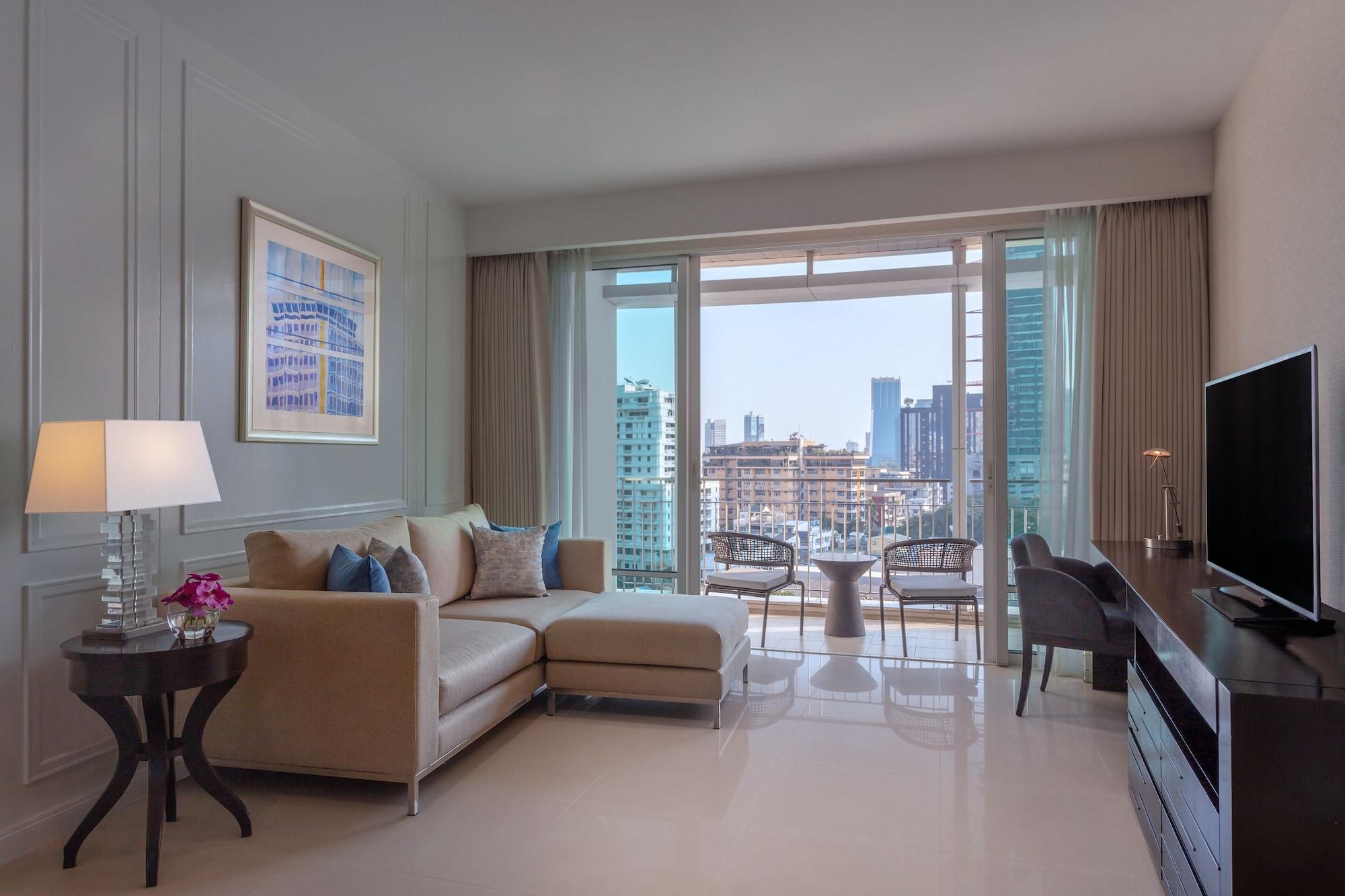 Dusit Suites Hotel Ratchadamri, Bangkok Exterior foto Living room